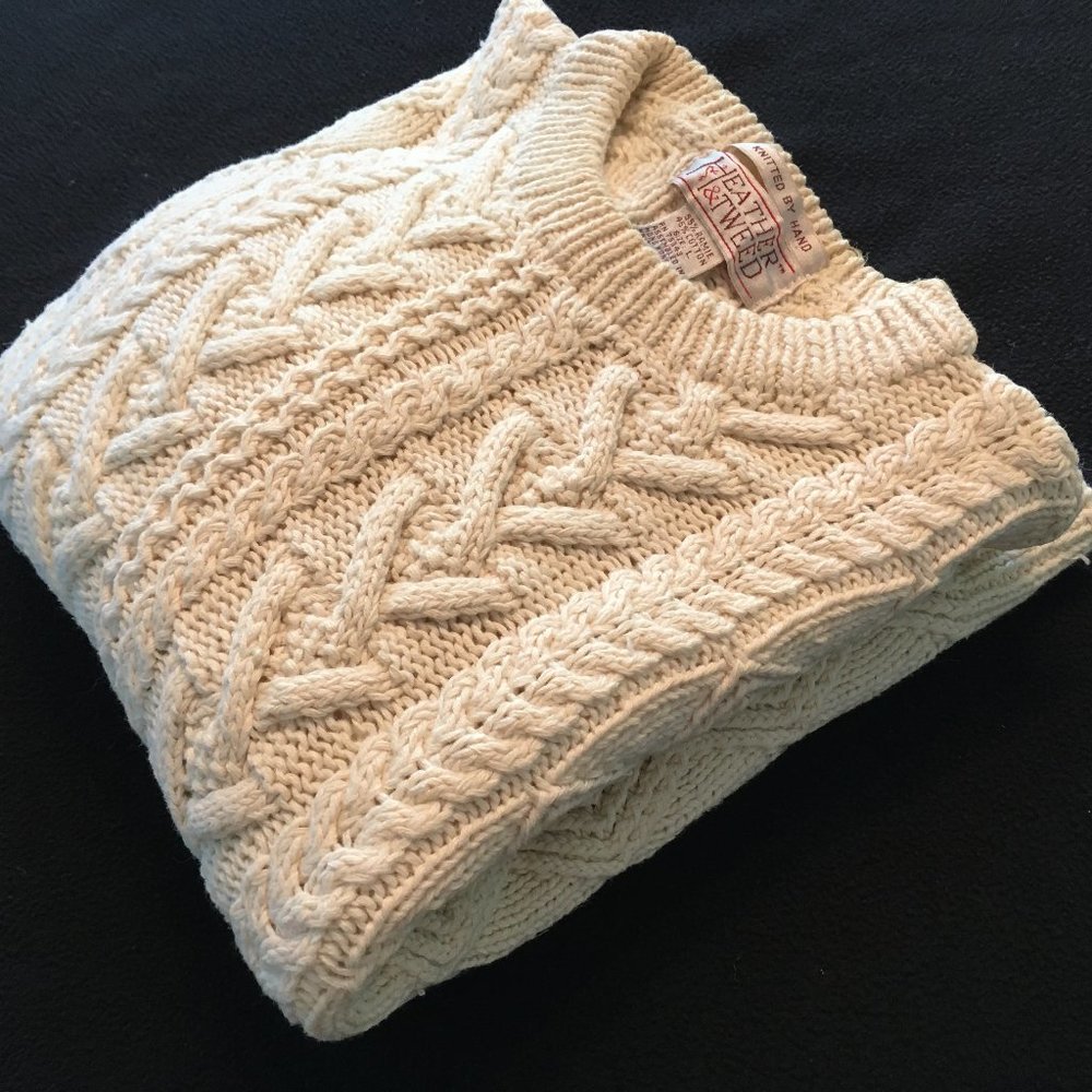 hand knitted sweater - Picture 8 of 8